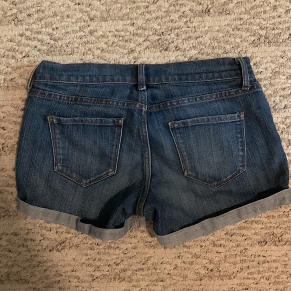 Petite Old Navy Denim jean shorts - Picture 2 of 3